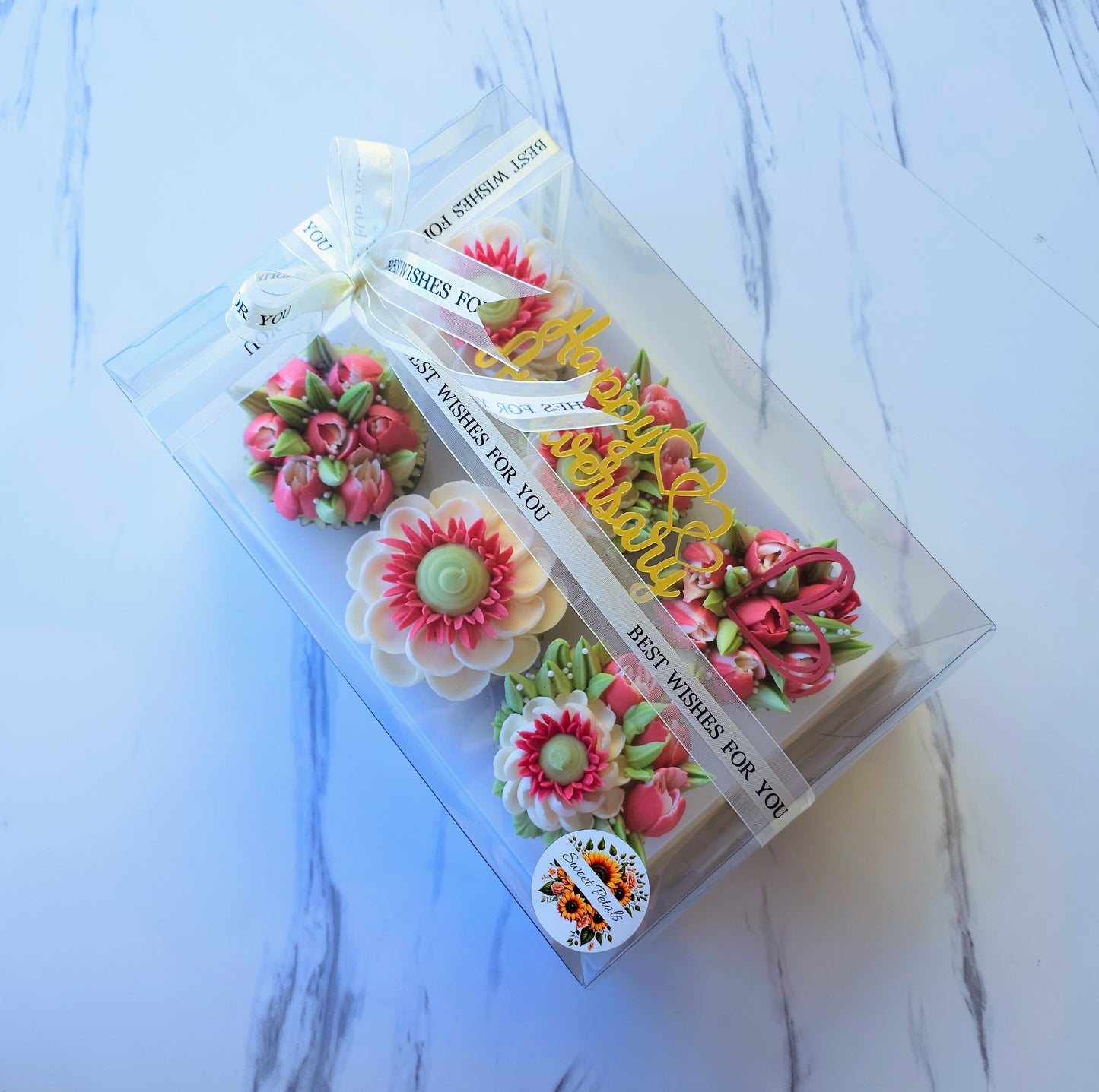 Classic Range Floral Celebration Cupcakes